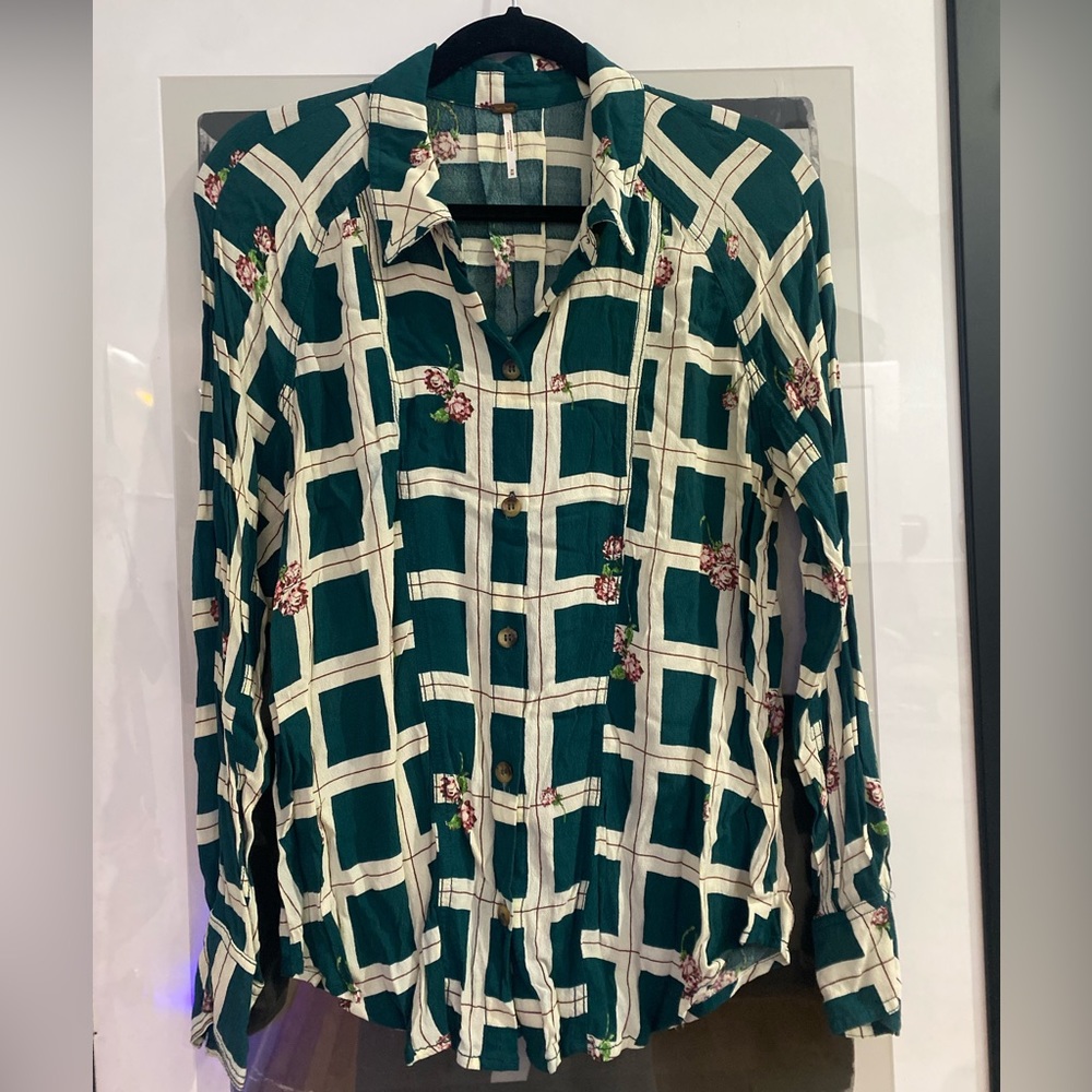 Free People window to my heart button down